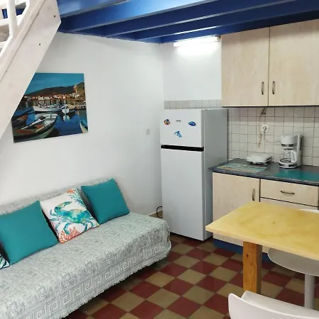 Guest house Mari...milo Peran Triovasalos